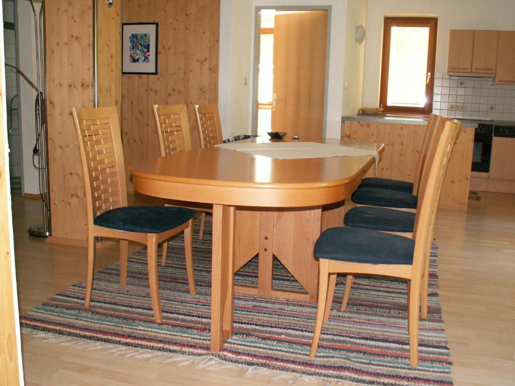 Haus Im Turm Appartement Bad Kleinkirchheim Kamer foto